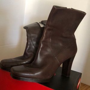 Leather ankle boots Brown. Size 7.5